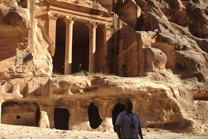 2-Day Petra, Little Petra and Dana Nature Reserve Tour From Amman - Overnight in the Petra Area: Why the Wadi Musa Night Helps
