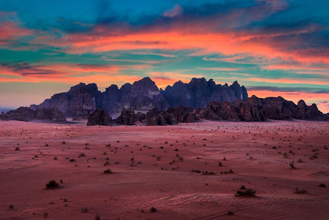 2-Night Private Wonder Tour of Petra and Wadi Rum Overnight from Amman - Day 3: the drive back to Amman airport with a traditional start