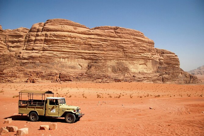 3 Days Jordan Fun & Activity Tour - Petra With a Local Guide: Siq to Treasury, Then Your Turn