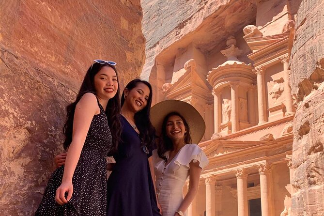 3Day Private tour from Amman to Petra Wadi Rum Aqaba Dead Sea - Wadi Rum at 5 PM: the desert night is the main event