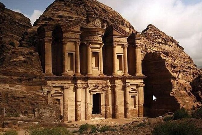 6-Day Private Tour, Jordan's Top Attraction - A smooth airport-to-Amman start in about 30 minutes