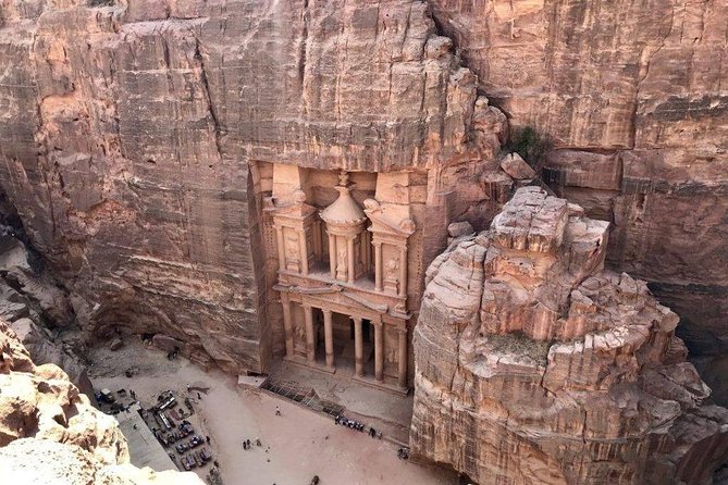 A Full Day Trip To Petra From Amman - Petra Visitors Center to the Siq: where your first big wow happens