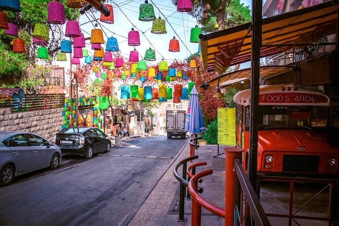 Amazing Panoramic Amman City Tour - Rainbow Street photo time in Jabal Amman