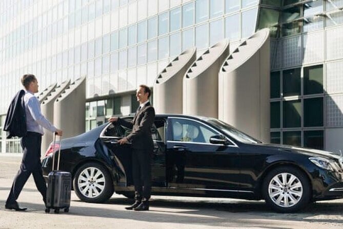 Amman Airport Private Round-Trip Transfer to Amman - Meeting your driver in Amman and keeping the plan simple