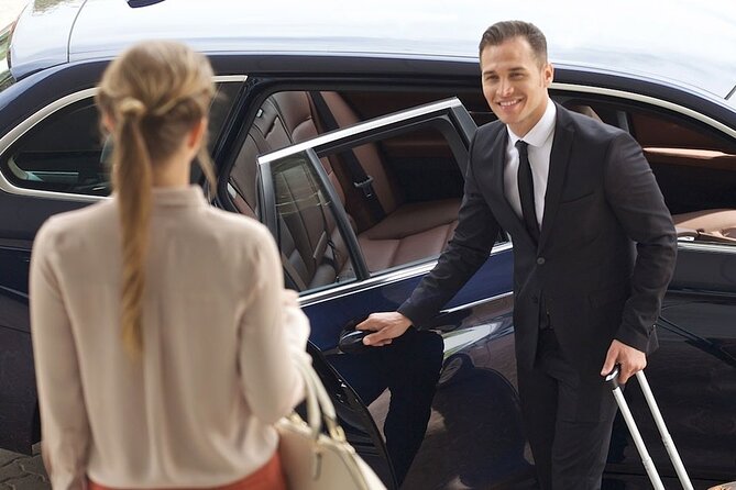Amman Airport Transfer vice versa - Door-to-door drop-off in the capital, not a “nearby” compromise
