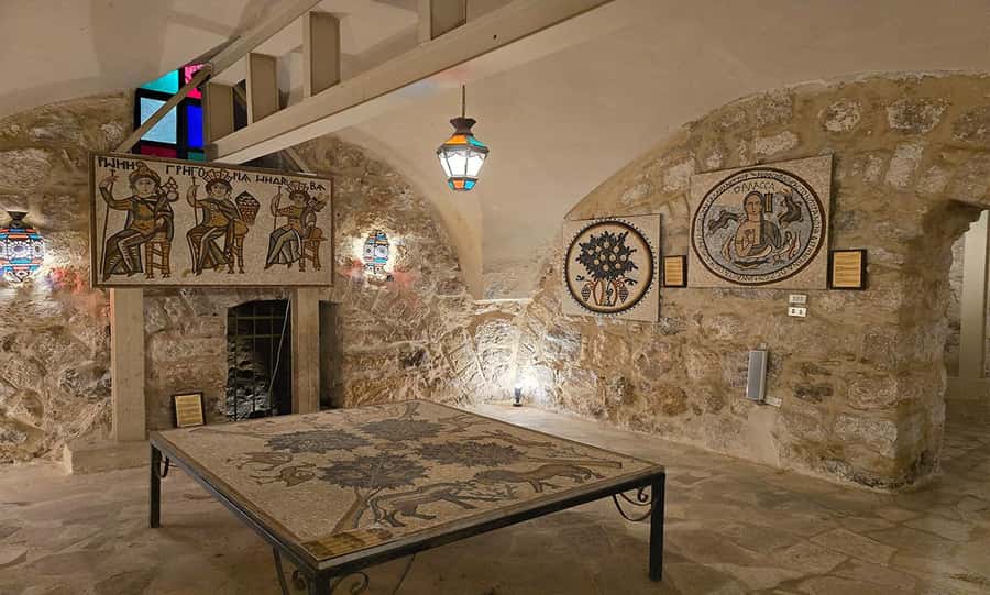 Amman: Madaba City, Mount Nebo & Dead Sea Private Day Tour - Citadel and Roman Theater time, plus the fees you should expect