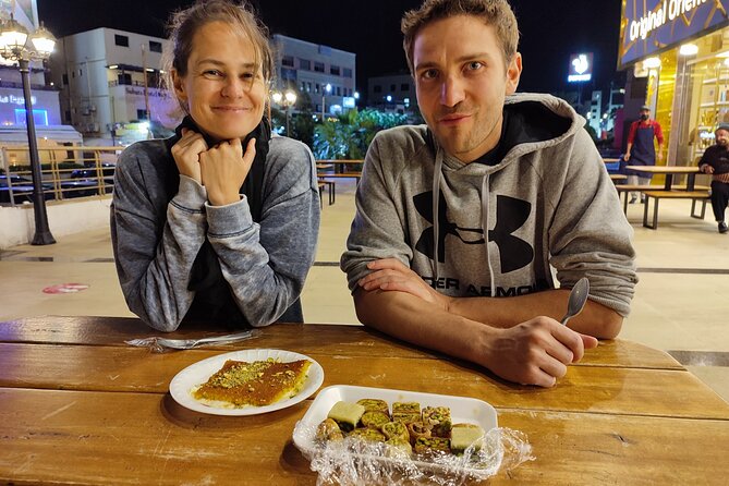Aqaba Walking Tour : History ,Culture & Food - Fries, tea, and drinks: the snack rhythm that makes it fun