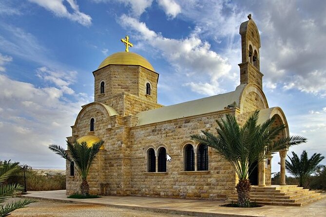 Bethany, Mt Nebo & Madaba Full-Day Private Tour from Amman - Mount Nebo Monastery Views: Big Country, Biblical Connections
