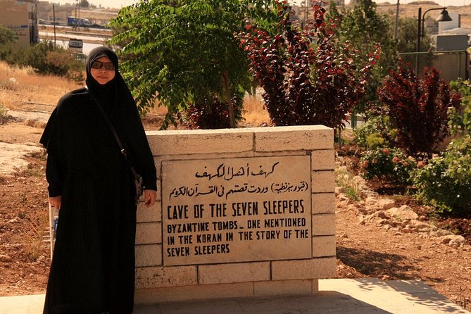 Cave of the Seven Sleepers and Amman Islamic Sites Tour - Stop 2: Cave of the Seven Sleepers (Ashabul Kahf) and Al-Raqim