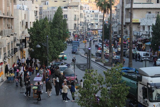 Day or Night Walking Tour in Downtown With Local - Starting at the Grand Husseini Mosque, then stepping into the souqs