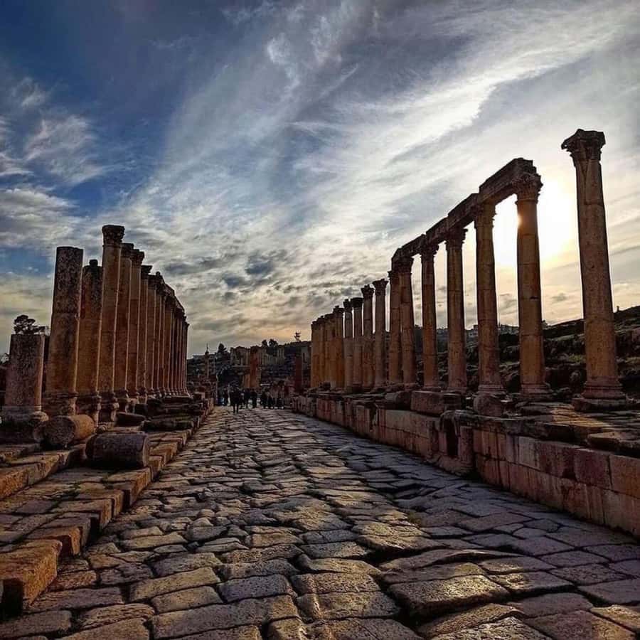 Day Tour Jerash - Ajloun and Um Qais From Amman - Umm Qais: Romans on the Hill With Panoramas Over Four Countries
