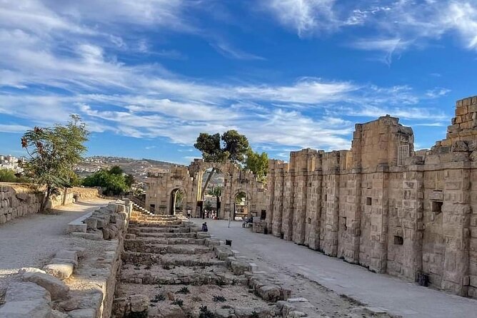 Day Tour Jerash, Ajloun and Umm Qais From Amman - What your day feels like inside the vehicle