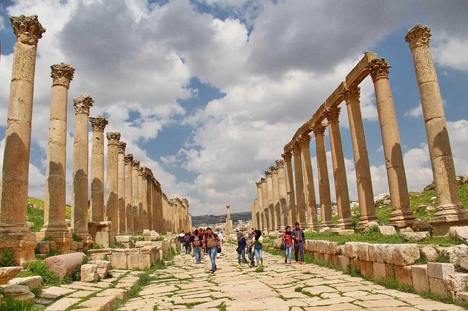 Day Tour to Jerash, Ajloun Castle and Dead Sea - Jerash in 2 hours: Roman ruins that still feel walkable