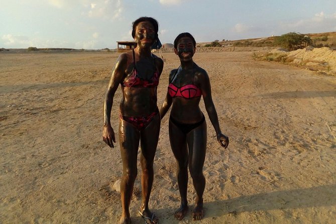 Dead Sea Full Day Tour including Lunch - Swimming, mudbathing, and staying comfortable at 420 meters below sea level
