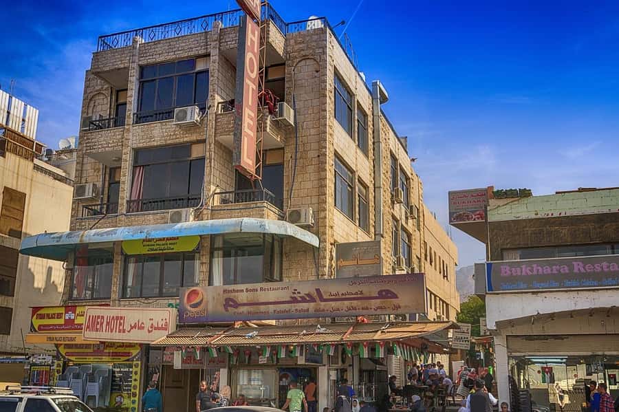 Discover Aqaba in Style: A 3-h City Tour by Car with meal - Meeting Your Guide, Then Riding With Zero Stress