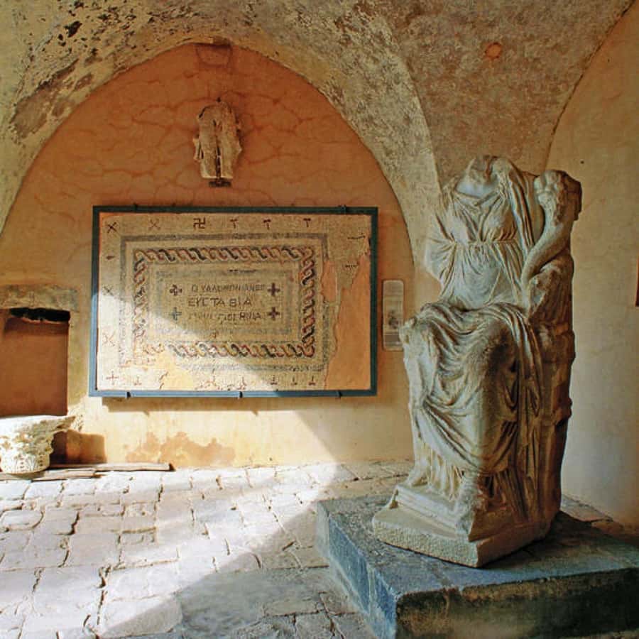 Explore Northern Jordan:Amman to Jerash, Ajloun,and Umm Qais - Jerash: Oval Plaza, Temple of Art, and the feeling of a Roman city still intact