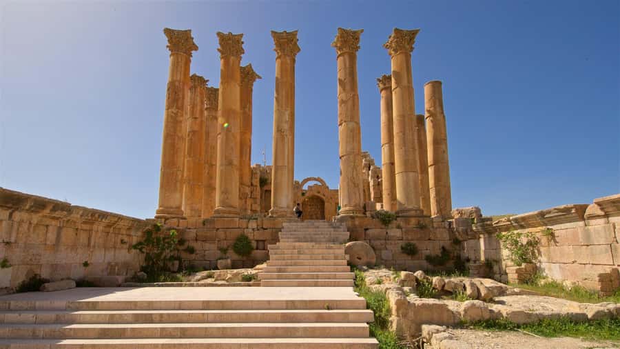 From Amman: Full day Jerash and Amman city Tour - King Abdullah I Mosque to Hilltop Citadel in One Solid Morning