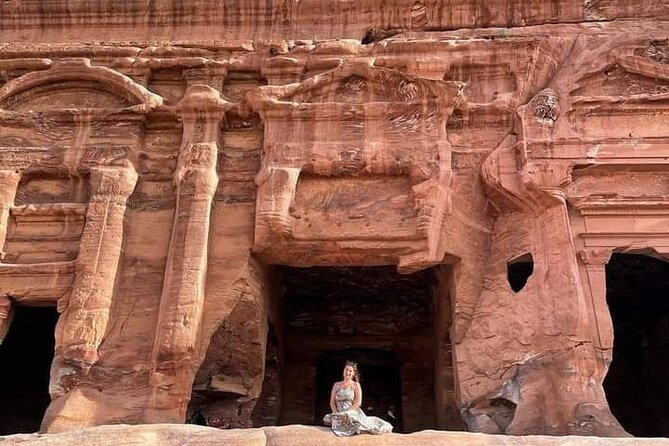 From Amman : Full day tour to Petra - The long drive experience: A/C, Wi-Fi, water, and a halfway break