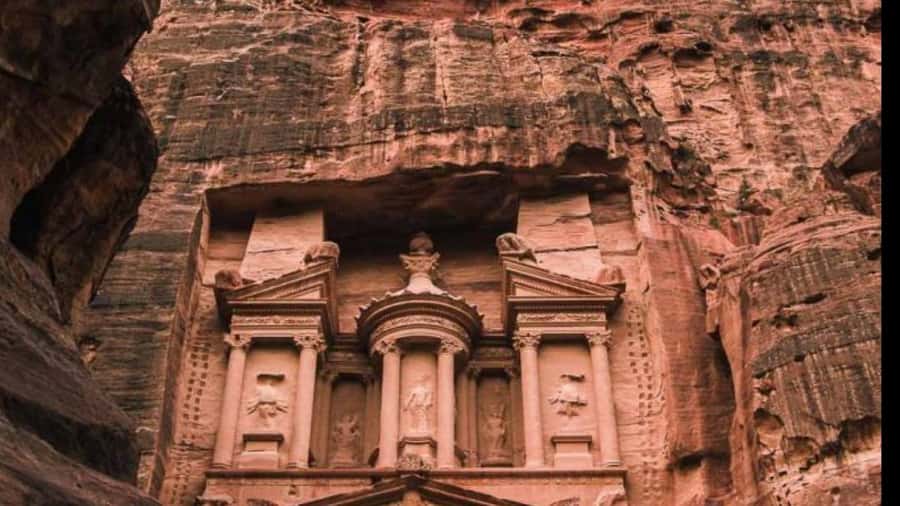 From Amman: Petra and Dead Sea Day Trip - Petra in 3 hours: how to see the big sights without losing your mind