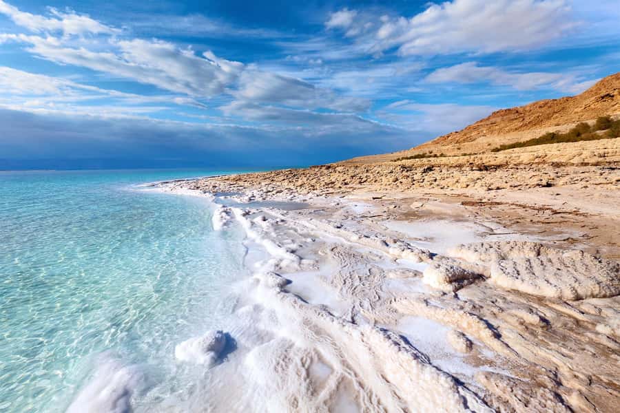 From Amman: Petra and Dead Sea Day Trip - Pickup and the drive: what your morning really sets up