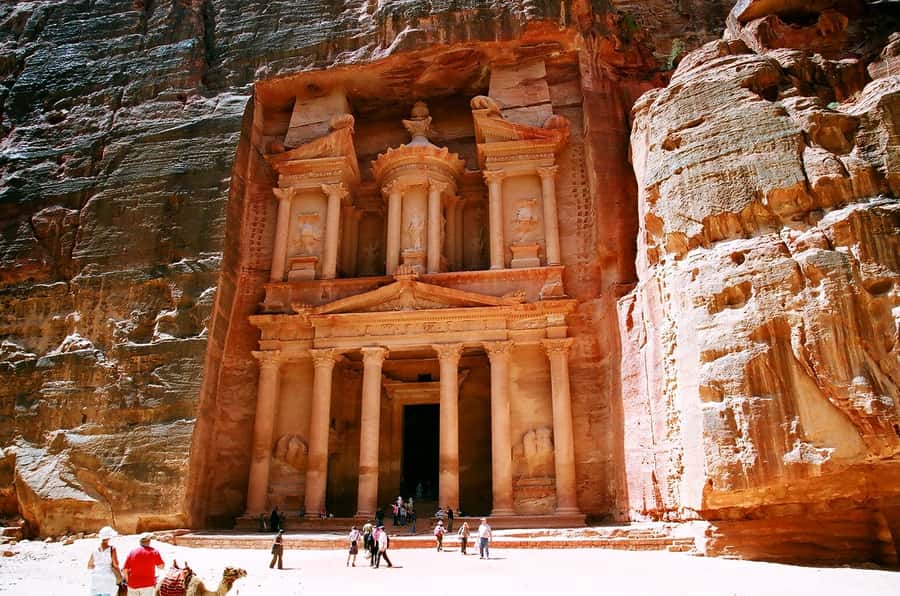 From Aqaba: Private Day Tour to Petra - Aqaba to Petra in one long day: why private transfers help