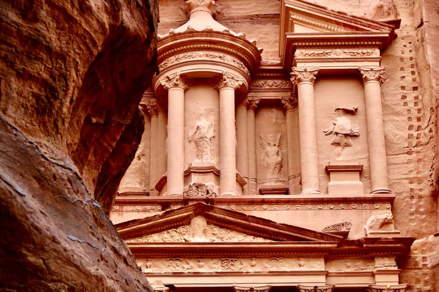 From Aqaba: Private Day Tour to Petra - Petra Museum and Little Petra: understanding the site beyond the main route