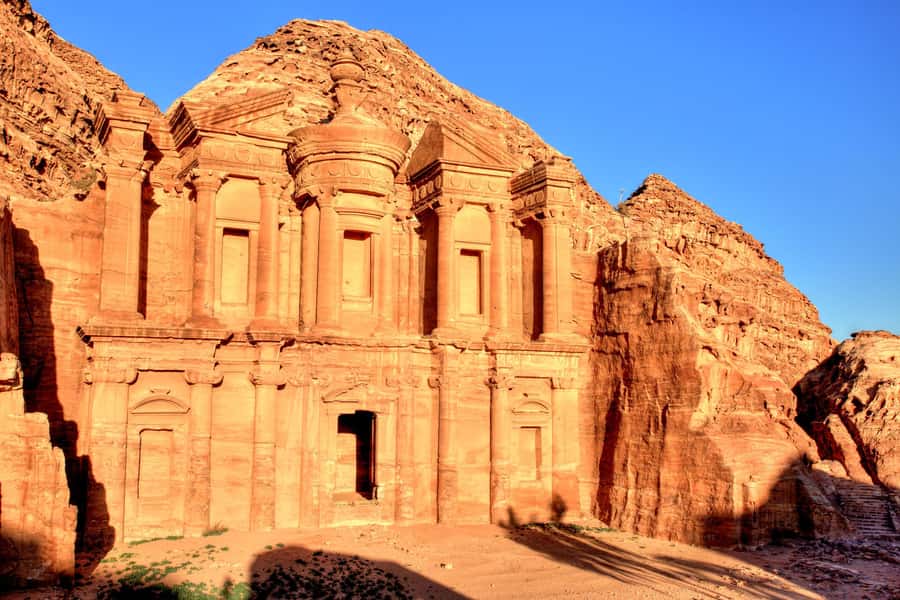 From Eilat: Petra Ancient City Tour and Buffet Lunch - The drive through desert views and Wadi Rum connections