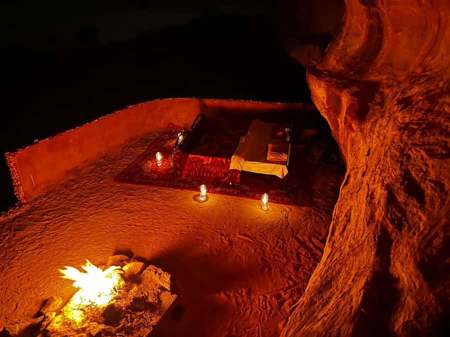From Wadi Rum: Jeep Tour with Overnight Desert Camping - Getting to the start: Wadi Rum Rest House, Visitor Centre, and the 7 JOD fee
