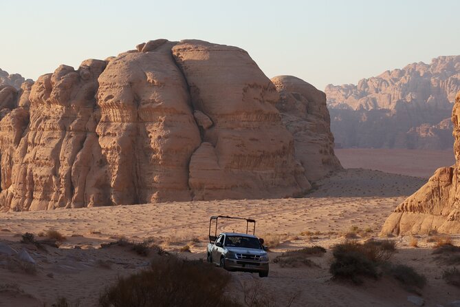 Full Day 4x4 Classic Desert Tour with overnight in private tent - Price and What You Actually Get for $110 Per Person