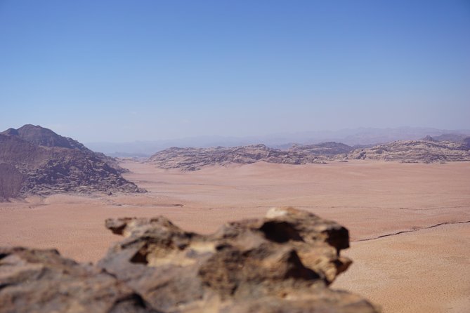 Full Day Desert Tour, Jeep & Hiking - Lawrence’s Spring and dunes: set the tone early