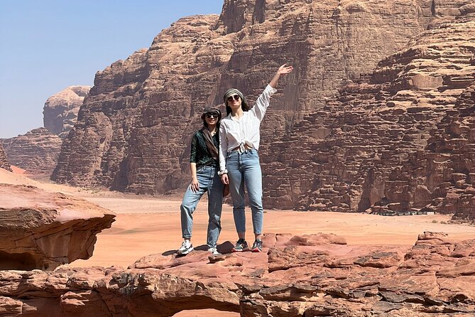 Full Day Jeep Tour and Overnight in Bedouin Camp with Meal - Day 1: Lawrence’s Spring and Khazali Canyon (Easy Start, Big Impressions)