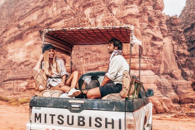 Full-Day Jeep Tour and Sleeping in cave Night Under the Stars - Khazali Canyon petroglyphs, where you see time carved into stone