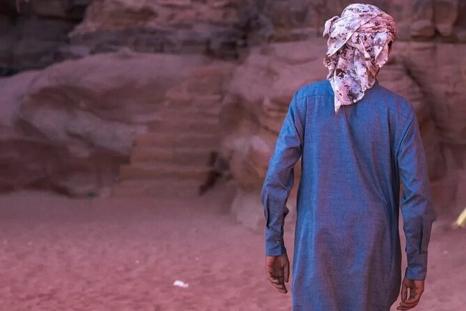 Full-Day Jeep Tour in Wadi Rum with Overnight Stay - Jebel Khazali Siq: inscriptions that turn scenery into meaning