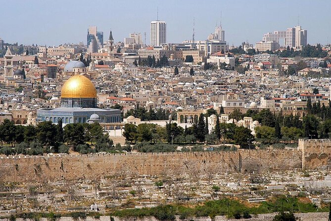 Full Day Jerusalem & Bethlehem Private Guided Tour From Amman - Entering the Old City Through Zion Gate and Hitting the Big Names