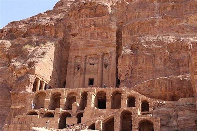 Full-Day Petra Adventure: Round-Trip Transportation from Amman - Price and value: what the USD 100 really covers