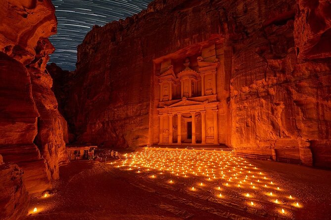 Full-Day Private Tour in Petra and Wadi Rum from Aqaba - Tea, Timing, and Sunset: The Moment This Tour Tries to Get Right