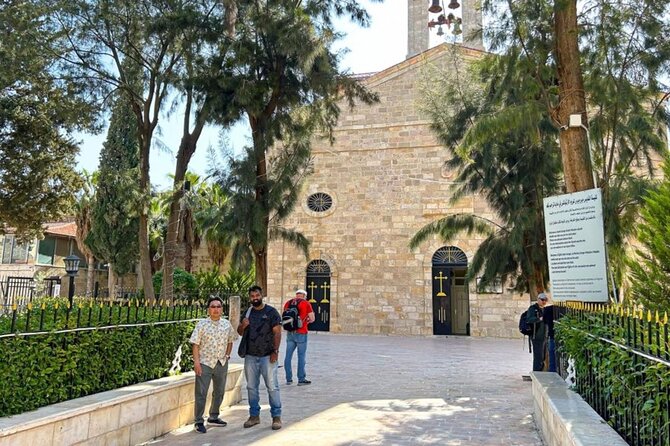 Full Day Tour in Baptism Site, Mount Nebo and Madaba - What the driver does (and does not) replace