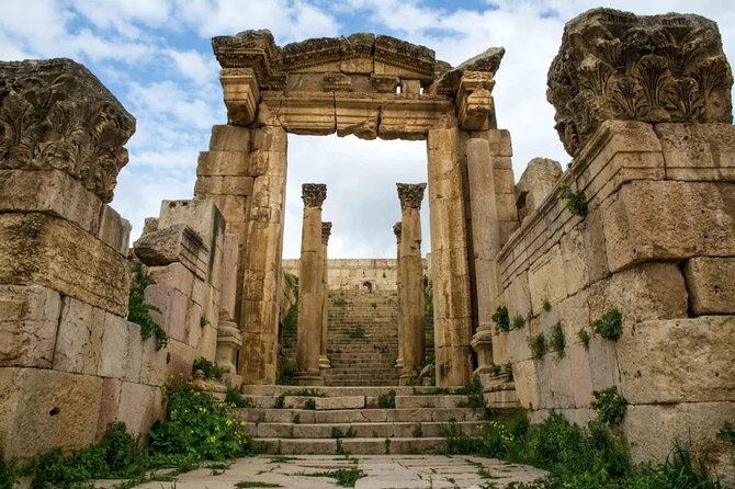 Full day Tour in Jerash and Dead sea from Amman - Dead Sea time: floating is the headline, the resort is the rest