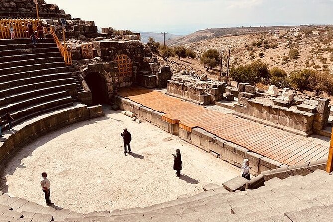 Full day Tour Jerash، Ajloun and Um Qais from Amman - Umm Qais (Jadara): the West Theatre and the scenery that slows you down