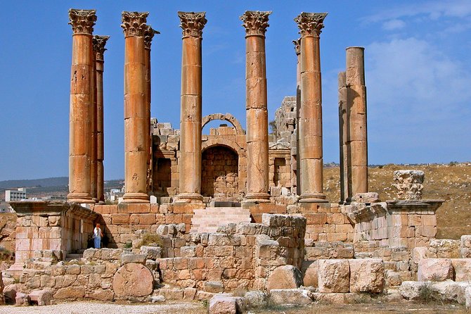 Full-Day Tour: Umm Qais, Jerash, and Ajloun from Amman - Driver quality is the real make-or-break factor