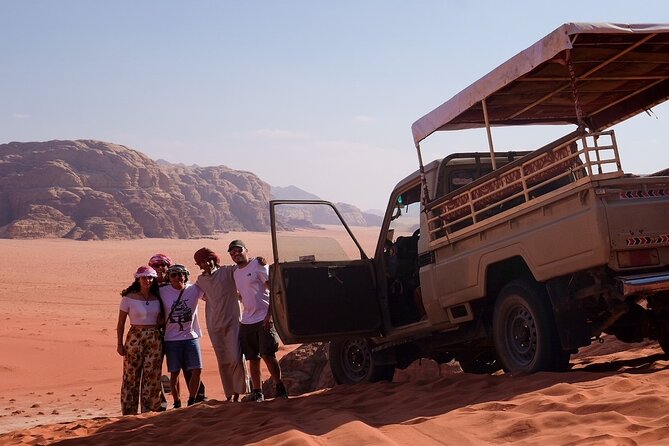 Half day Jeep Tour in Wadi Rum incl. water and Bedouin tea - Meeting point, pickup timing, and how the loop runs