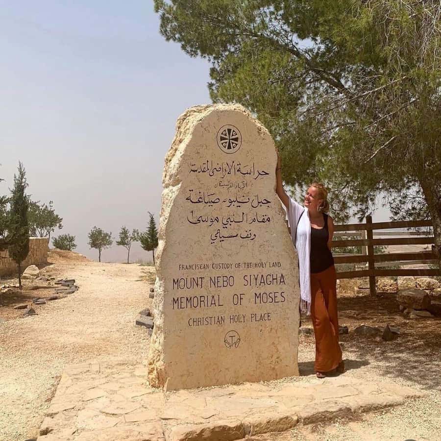 Half Day Tour To Madaba and Mount Nebo From Amman - What to bring: shoes, camera, and cash for the real world