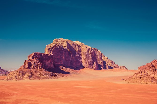 Jeep Tour in Wadi Rum with Professional Guide (Full day) - Into the Protected Area: Red Sand, Rock Formations, and Famous Stops