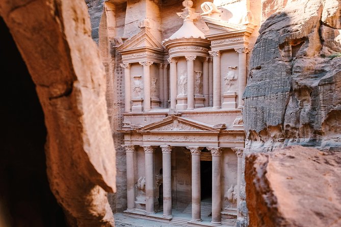 Jordan Private Transportation | The Jordanian Mappers - Who Should Book This, and Who Might Want a Different Plan