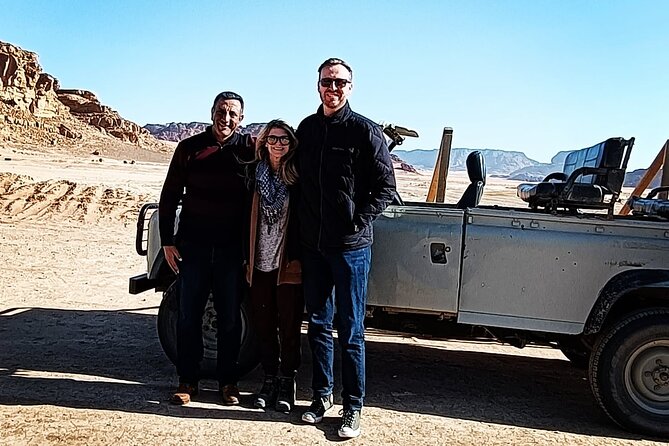 Jordan Tour: Private Driver - Luxurious car - Comfort, timing, and small tricks that make the ride part of the trip