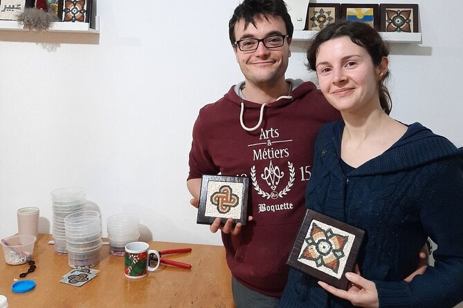 Mosaic Art Class in Amman - The instructor dynamic that turns stress into calm