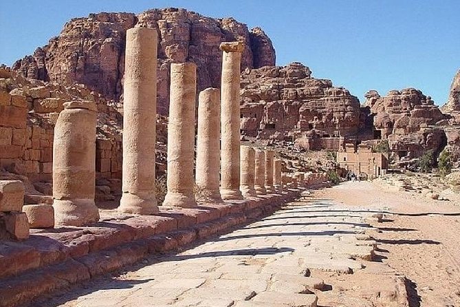 Petra and Little Petra Full-Day Guided Tour from Amman - Petra timing: making the most of about 3 hours