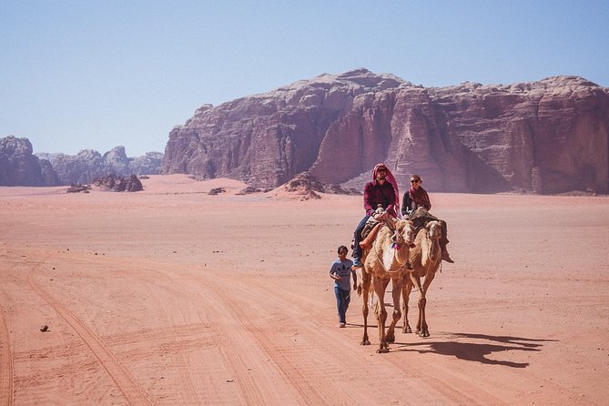 Petra and Wadi Rum Day Excursion with Hotel Collection - Wadi Rum Transfer: The Moment the Scenery Changes