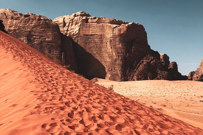 Petra and Wadi Rum in One Day | The Jordanian Mappers - Wadi Rum Village and the Bedouin 4x4 Ride