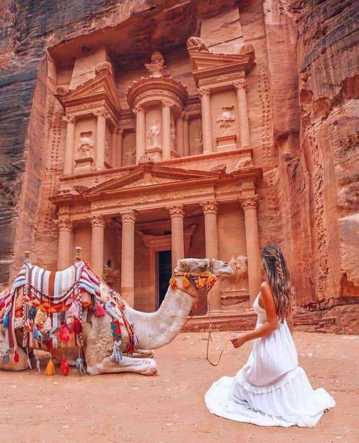 Petra Full-Day Private or Group Tour From Amman - Arriving at Petra, using your 4 hours with a clear priority